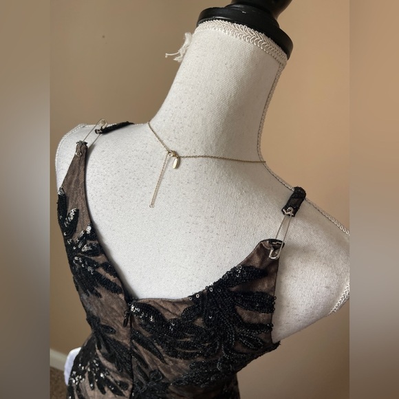 DRESS THE POPULATION | Black Sequin & Mesh Overlay Maxi Formal Gown Sz S - Picture 10 of 12